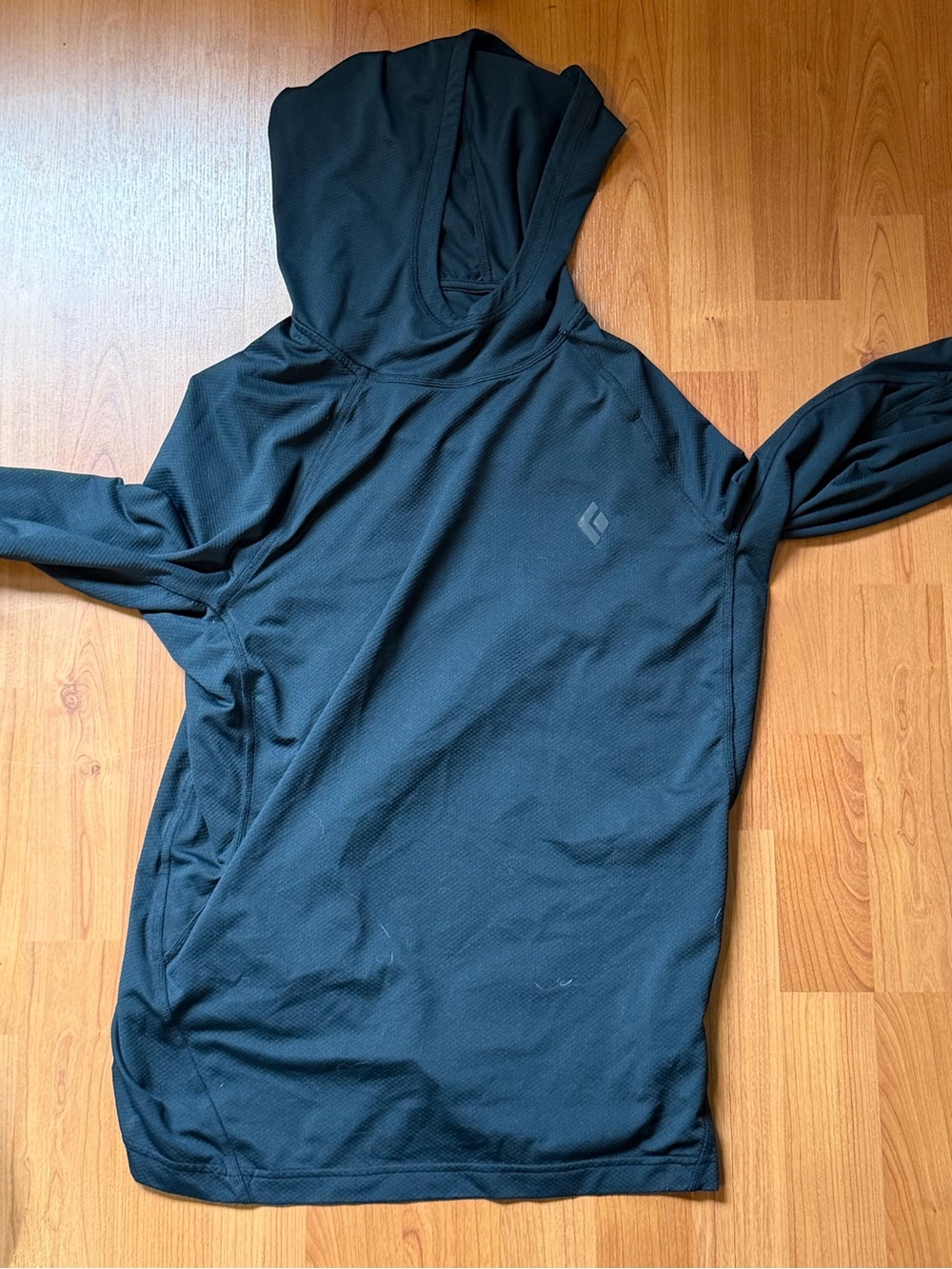 Black diamond sun hoodie small